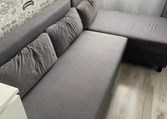 بيت شباب Center *