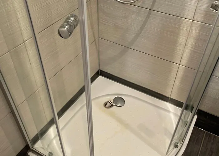 Center بيت شباب *