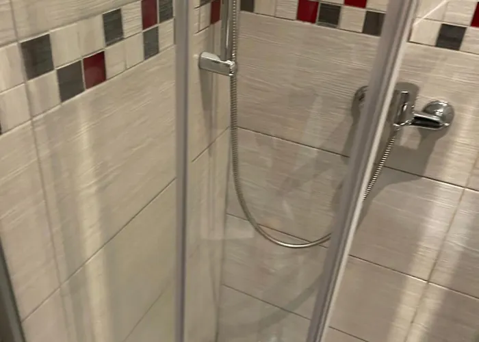 بيت شباب Center *